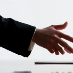 Plazos de aprobación de prestaciones y cómo actuar ante retrasos